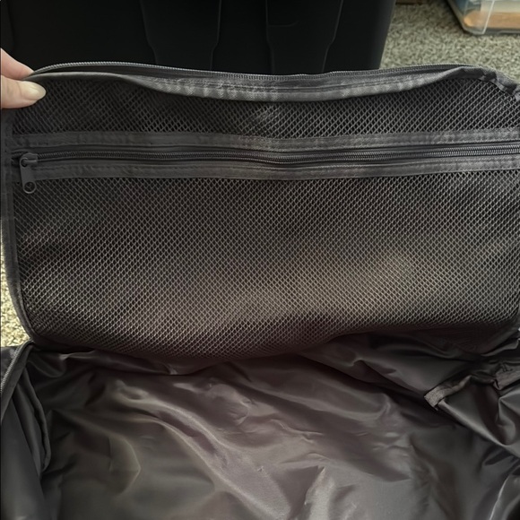 PINK Victoria's Secret Gray Convertible Campus Duffel Bag - Picture 5 of 6